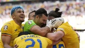 Đội tuyển Romania hạnh phúc khi thắng đậm đội Ukraine